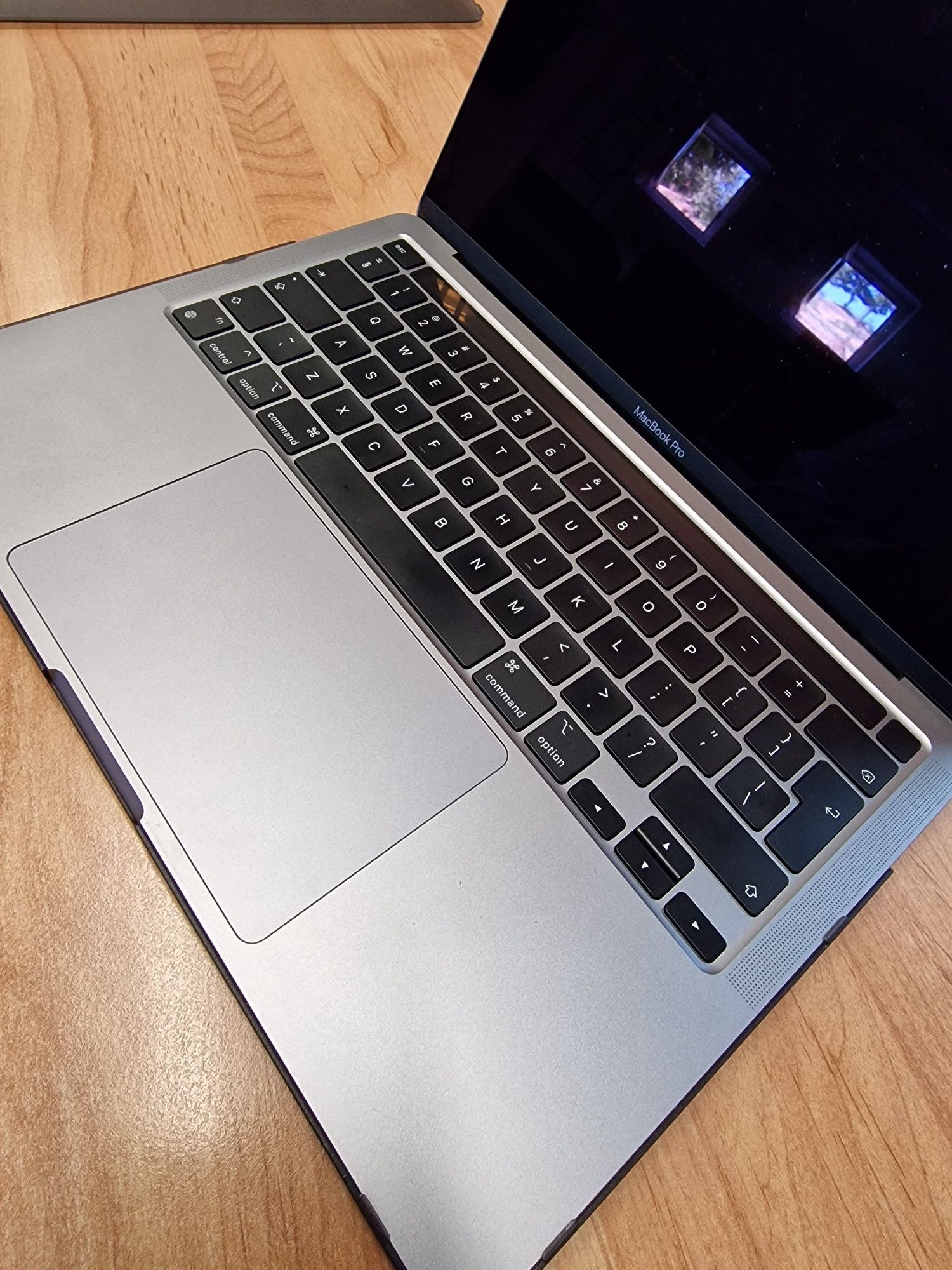 MacBook Pro with Touch bar M1 13'3