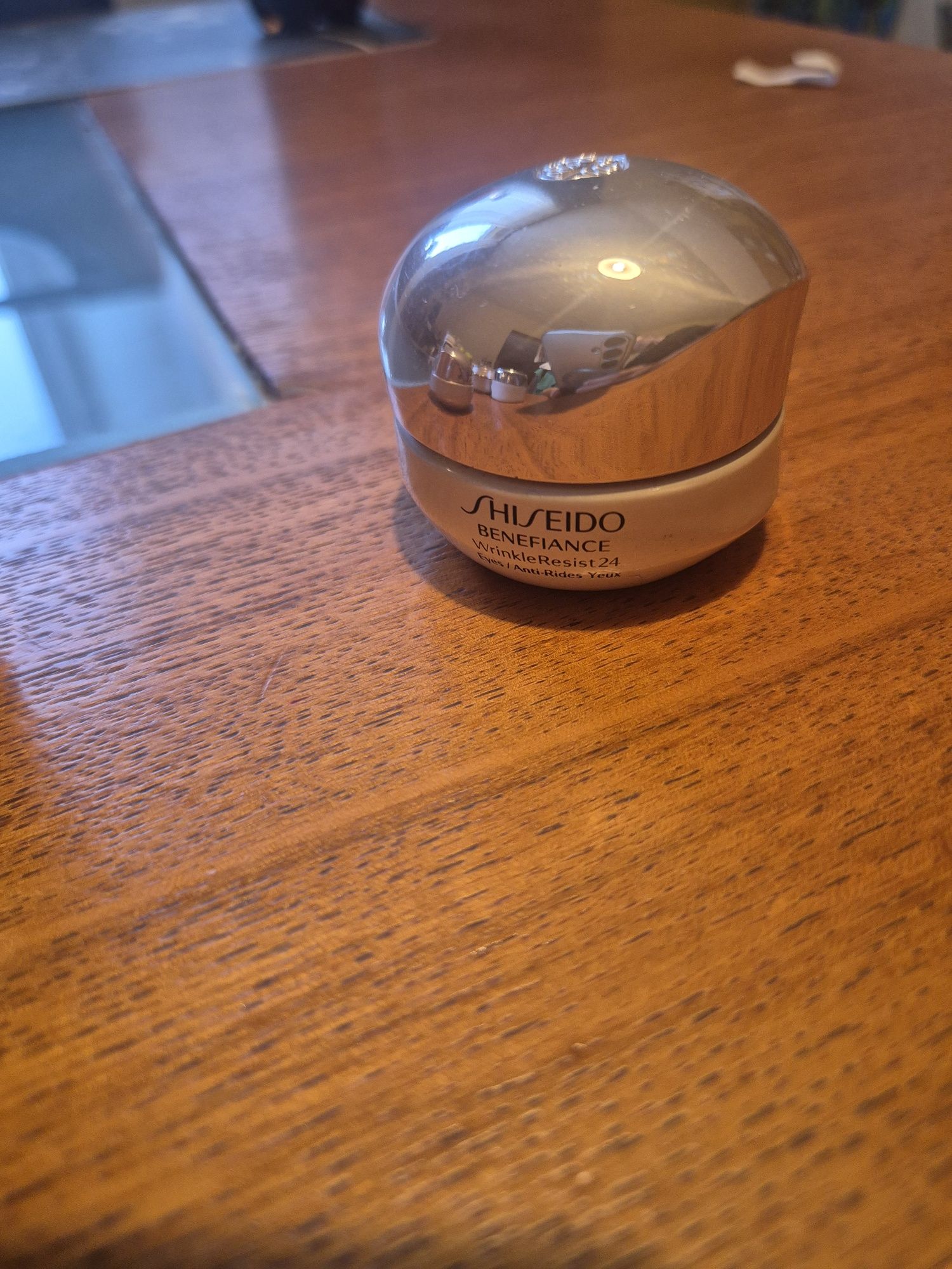 Shisheido-околоочен крем,The body shop Edelveiss серум за лице