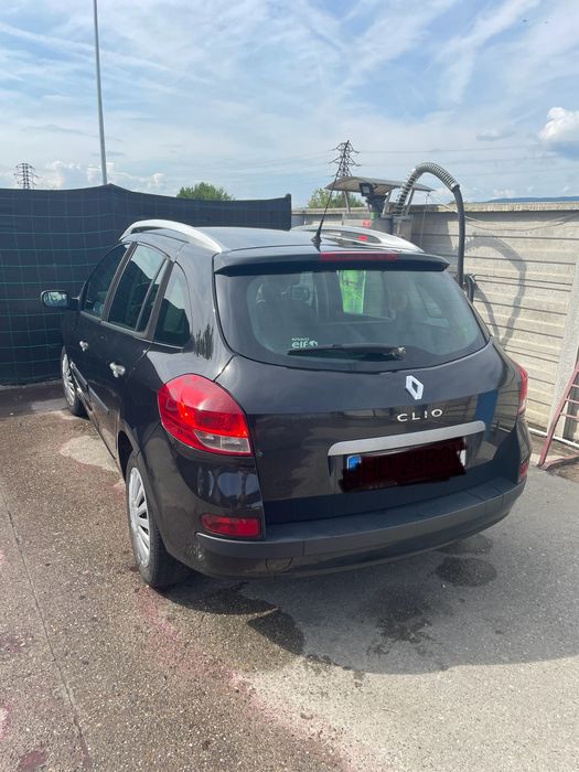 Vand Renualt Clio 3 eco-2009 Ambreiaj si distributie noua