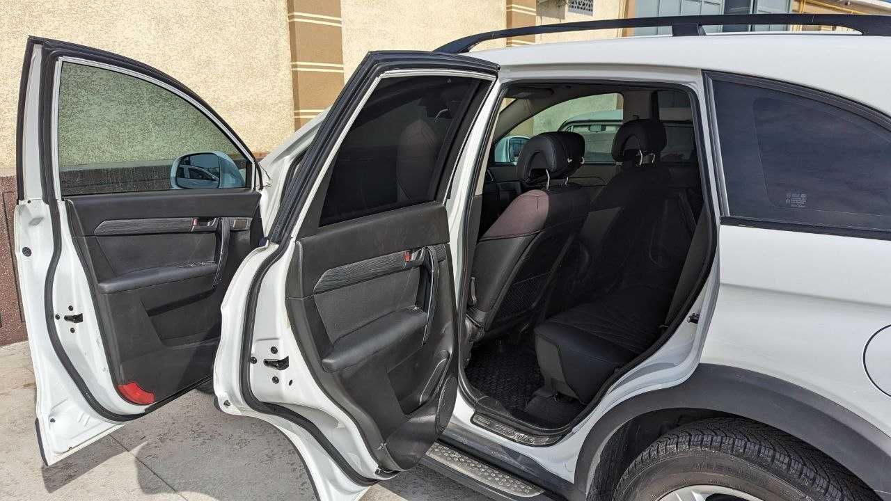 Продаётся своя CAPTIVA 2012 год 96.700 пробег