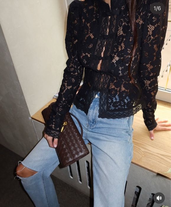 Кофта с кружевой