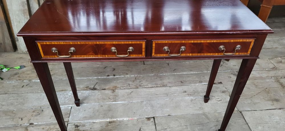 Vand mobilier lemn,masuta cafea,comoda cu sertare s.a