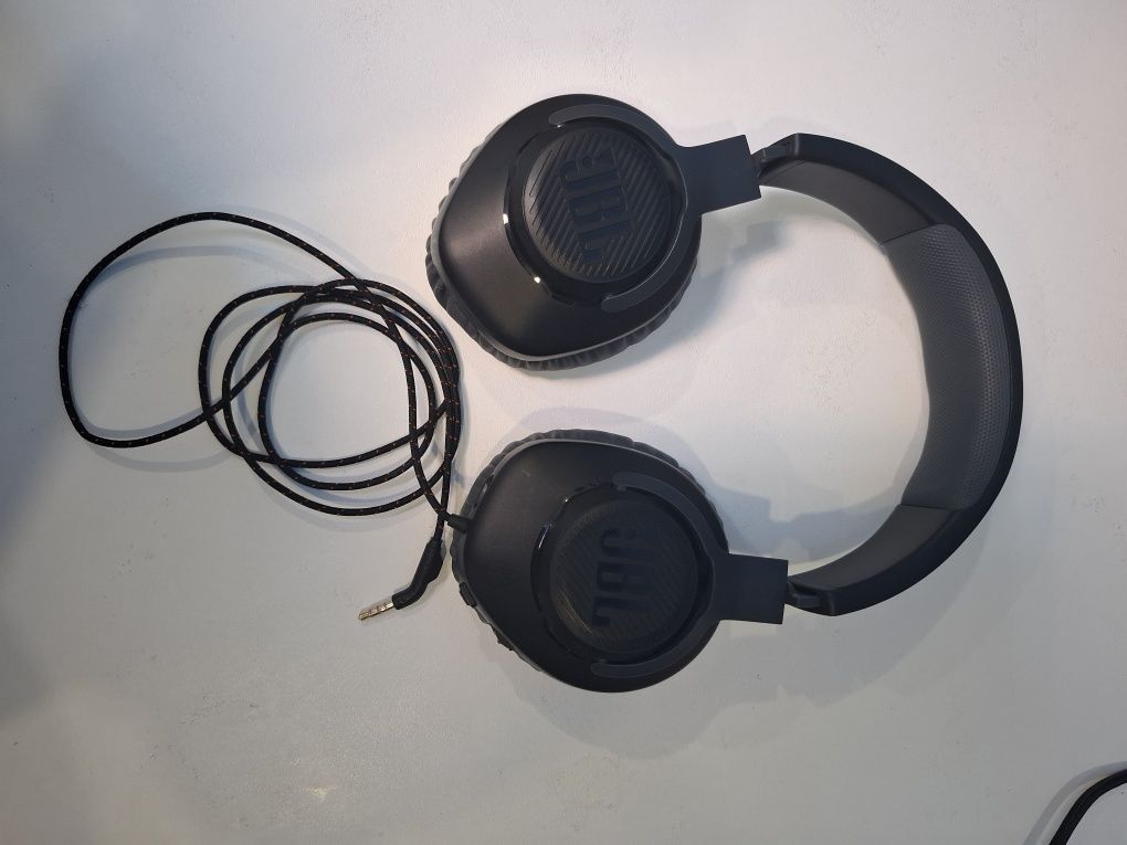 Jbl слушалки НОВИ