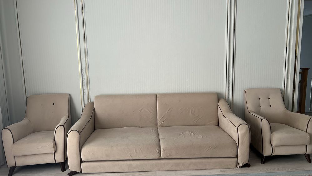 Гостинный диван сатылады