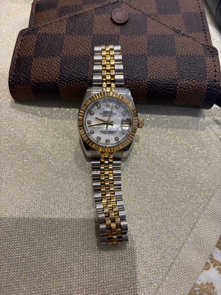 Часовник Rolex Нов