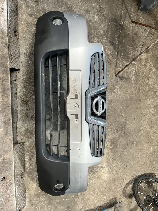 Bara fata Nissan Quashqai