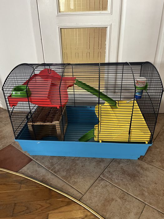 Голяма клетка за гризачи с етажи и къщичка