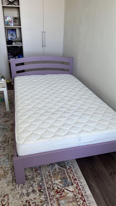 Продам кровать 200*140