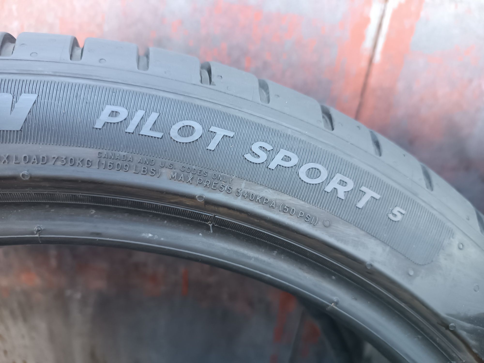 245/40/18 Michelin Дот 1225