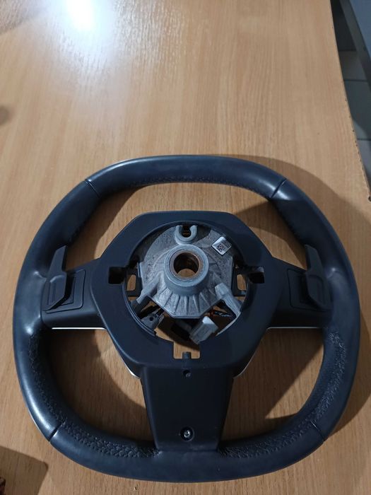 VOLAN renault  cu padele!