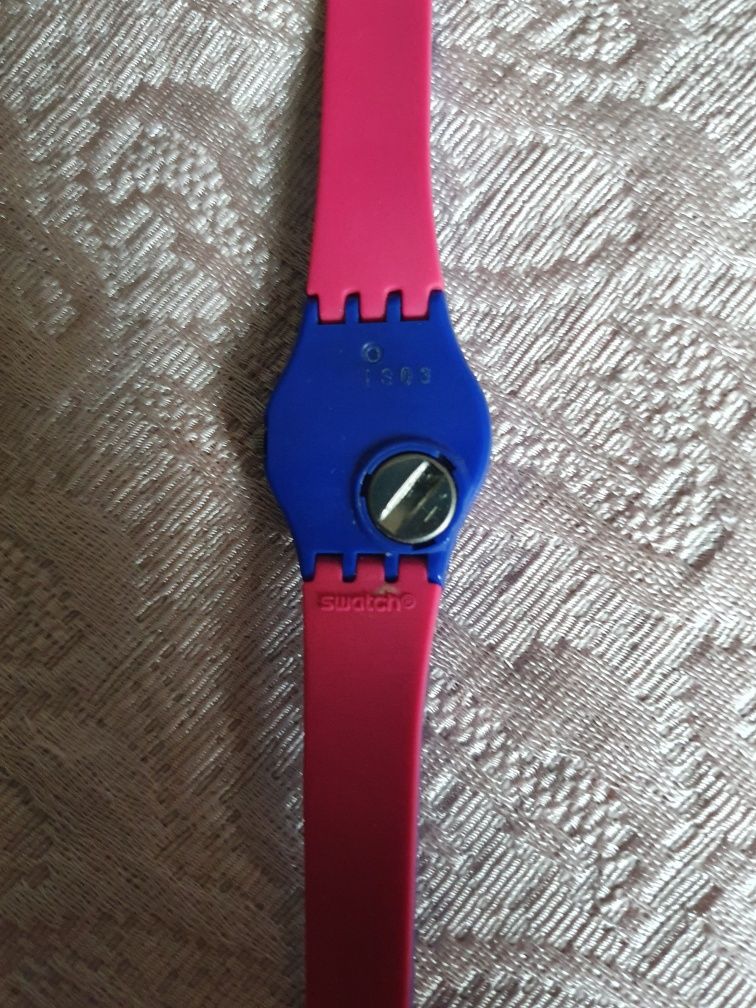 Продам Часы Swatch