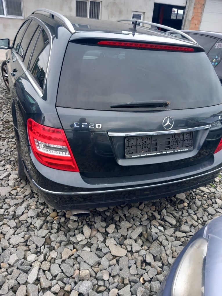 Piese Mercedes C class w204