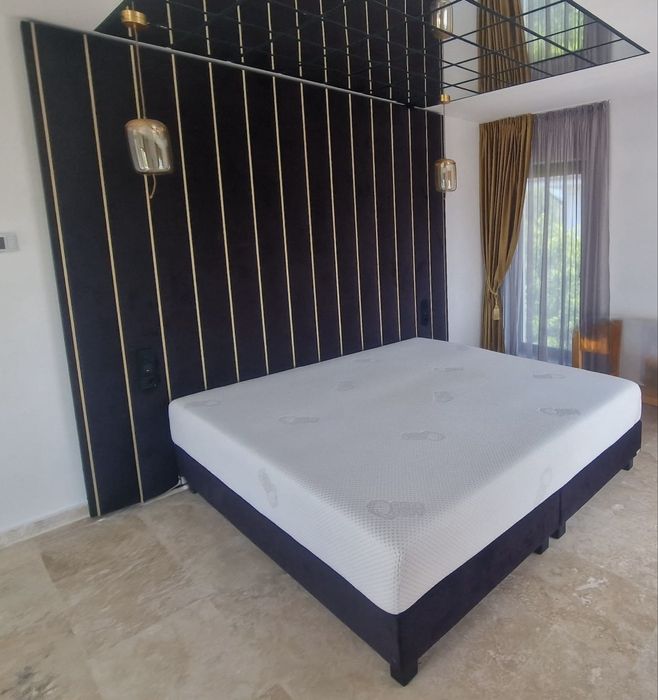 Pat matrimonial cu tăblie de lux + saltea memory – stare impecabilă