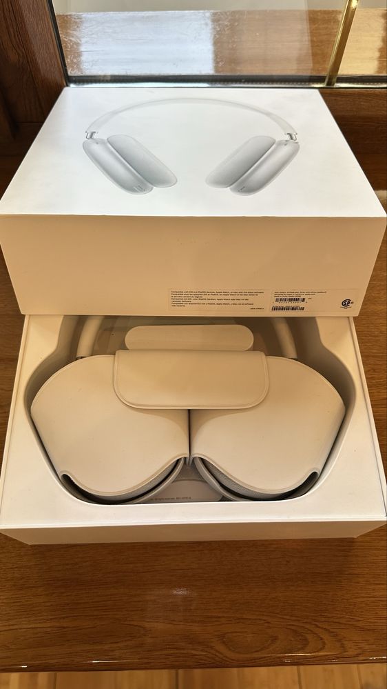 Продам Airpods Max