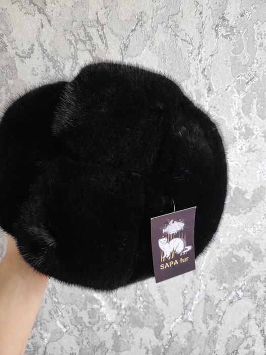 Продаётся норковая шапка