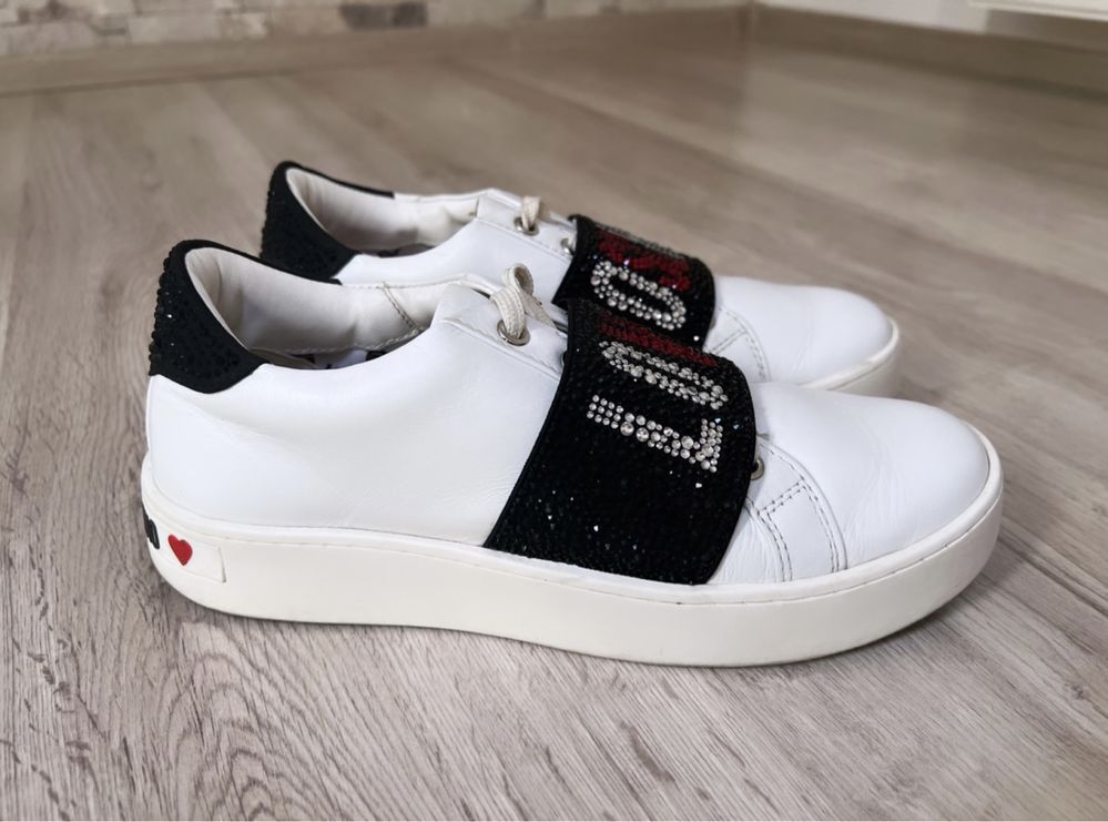 Adidasi Moschino Cu Pietre