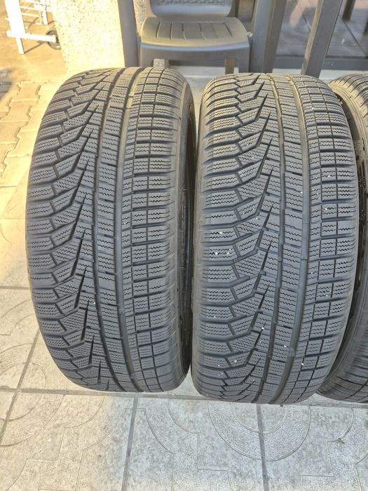 4бр.зимни гуми 215/55/17 98V HANKOOK  Winter I Cept evo 2