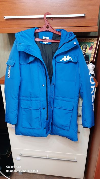 Продам зимнюю мужскую куртку