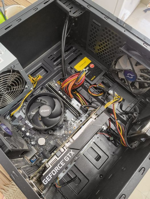 Pachet Desktop gaming, monitor gaming LED, Kit gaming