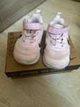 Маратонки adidas 24 номер