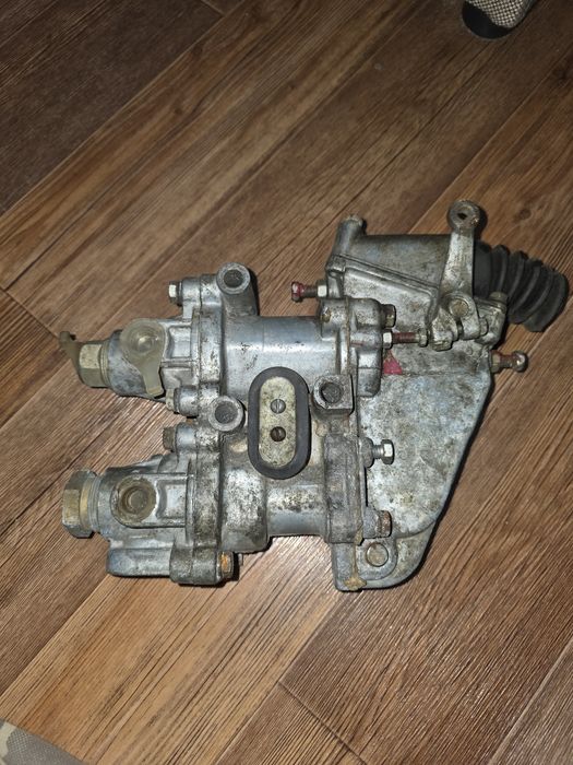 Главный тормозной кран ЗИЛ