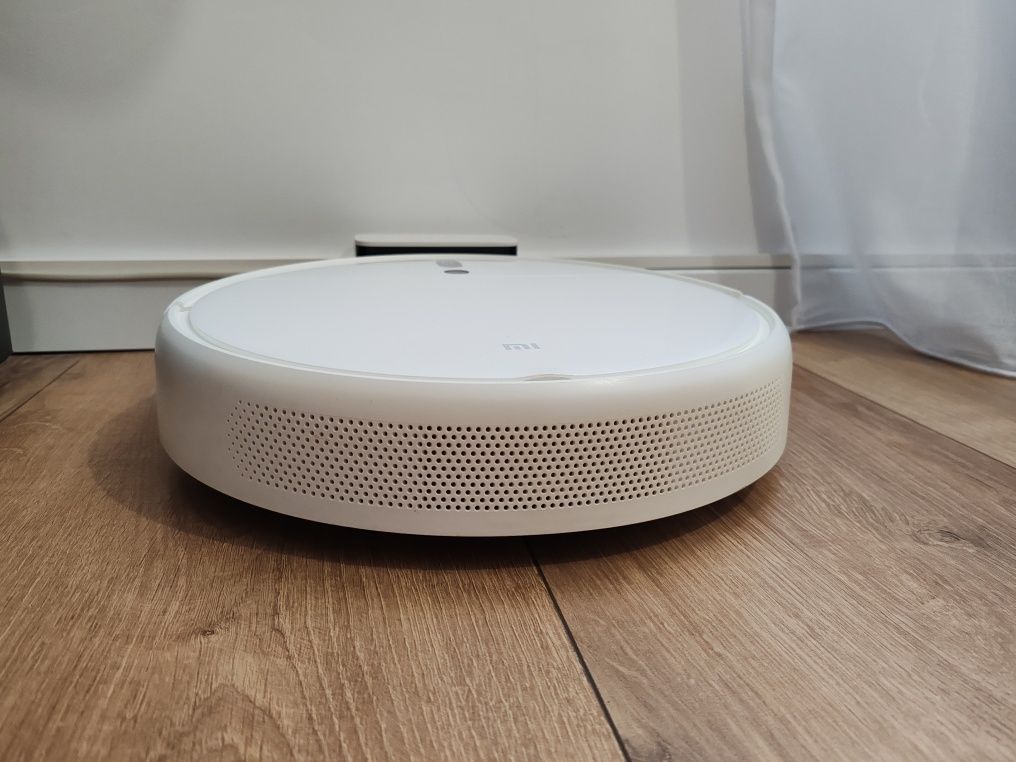 Robot aspirator inteligent Xiaomi Mi Robot Vacuum Mop
