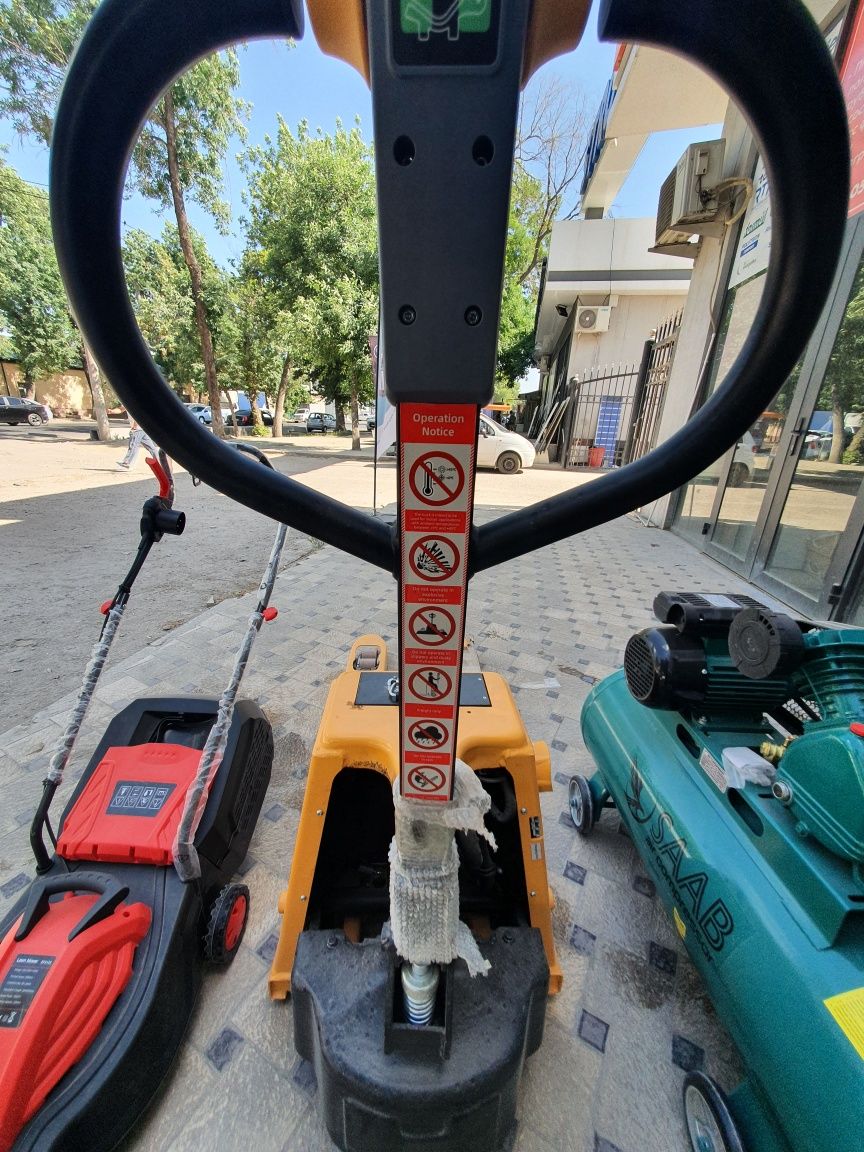 Рохли Roxli elektr avto