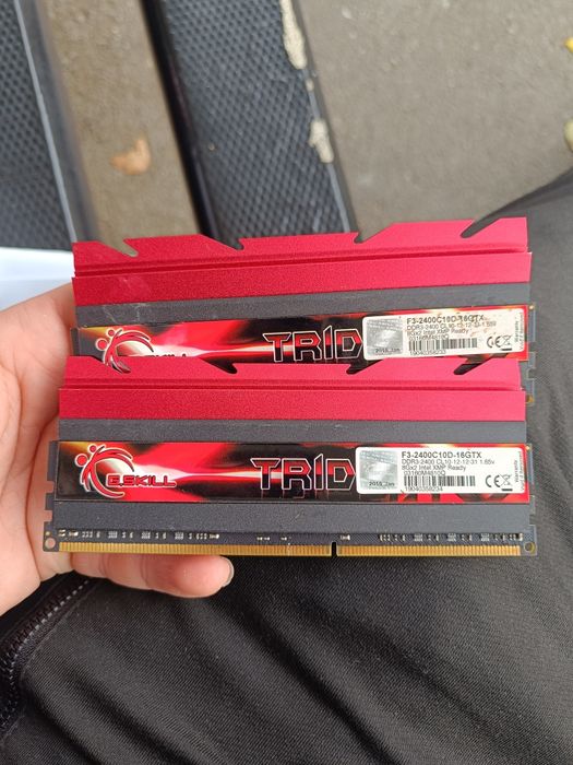 Vând rami ddr3 32 gb
