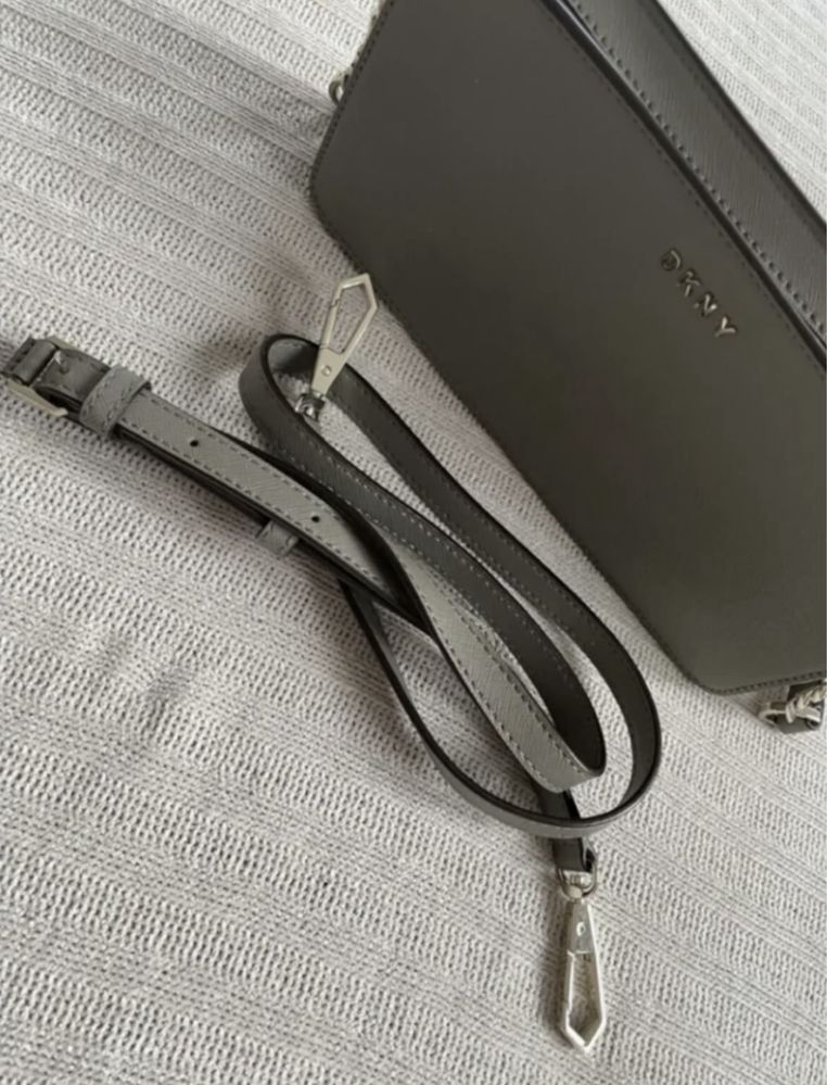Оригинална дамска чанта DKNY естествена кожа