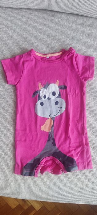 Подарявам дрехи за бебе момиченце (0-6 месеца)