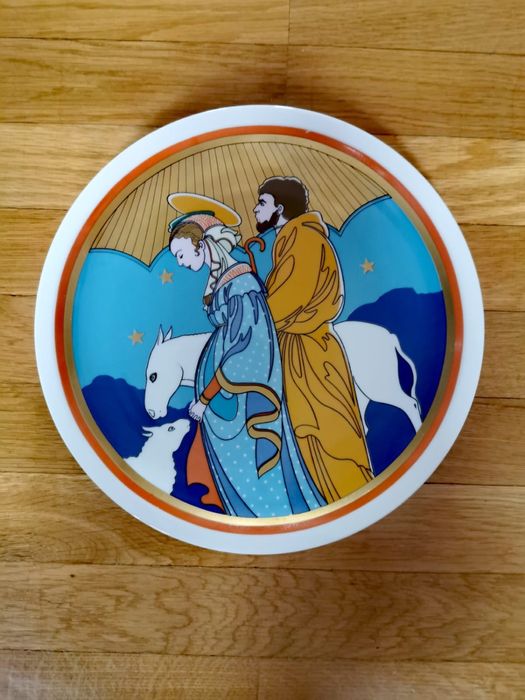 Порцелан коледна чиния плато лимитирано издание Azberg подписана 80г.