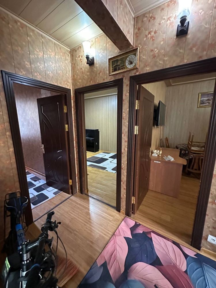 Аренда. Ялангач. 3 ком . Рядом с базаром
