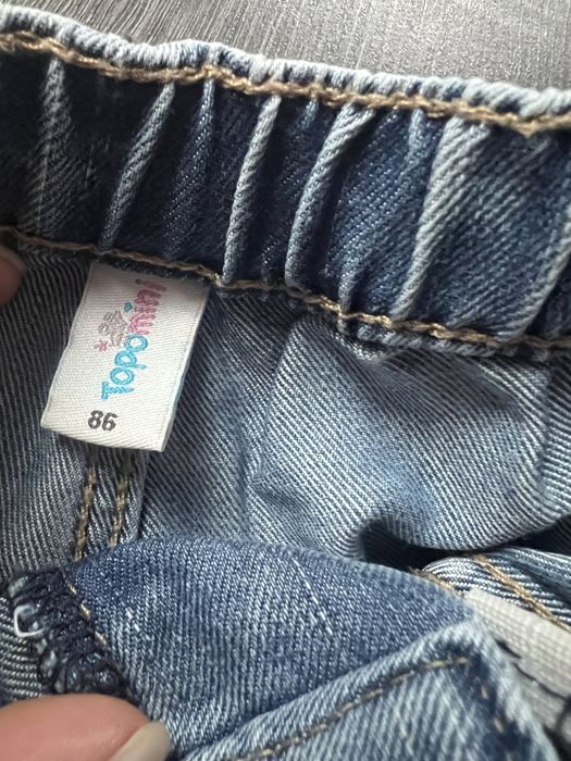 Дънки за момче 86 см и 74 см -20 лв