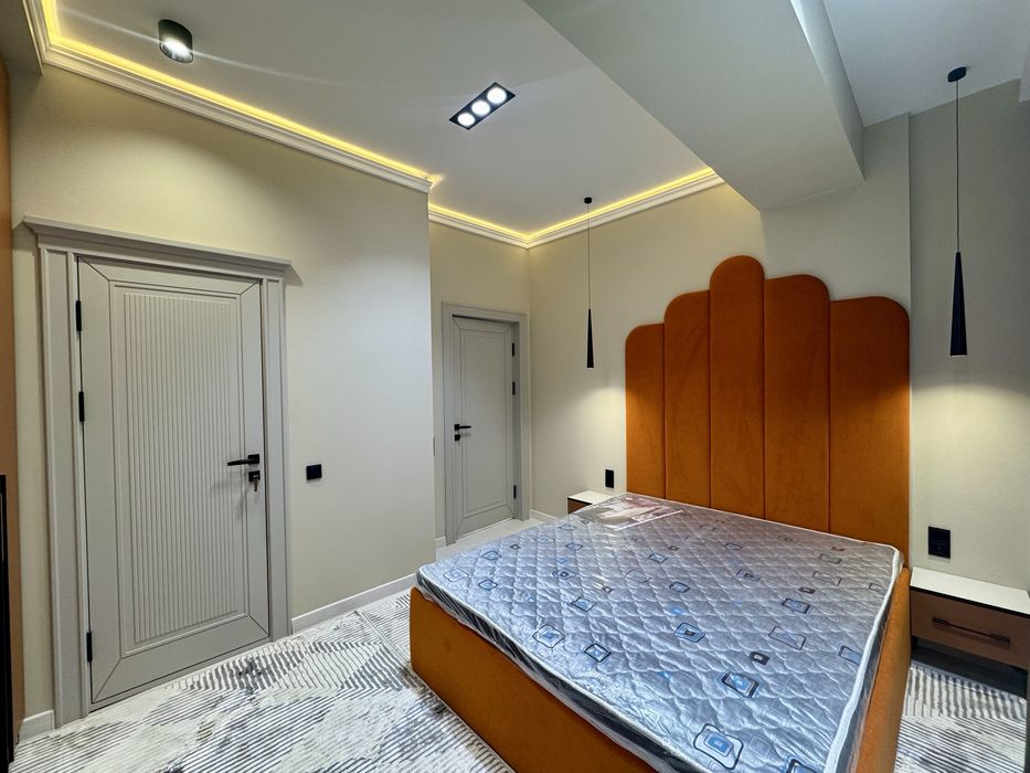 4х комнатная квартира, на 3 этаже. Вокзал.