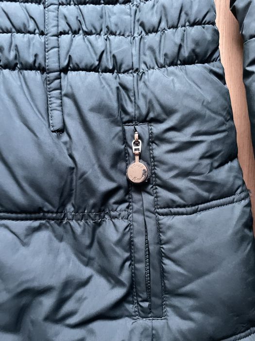 GUESS / дамско зимно яке 42/L