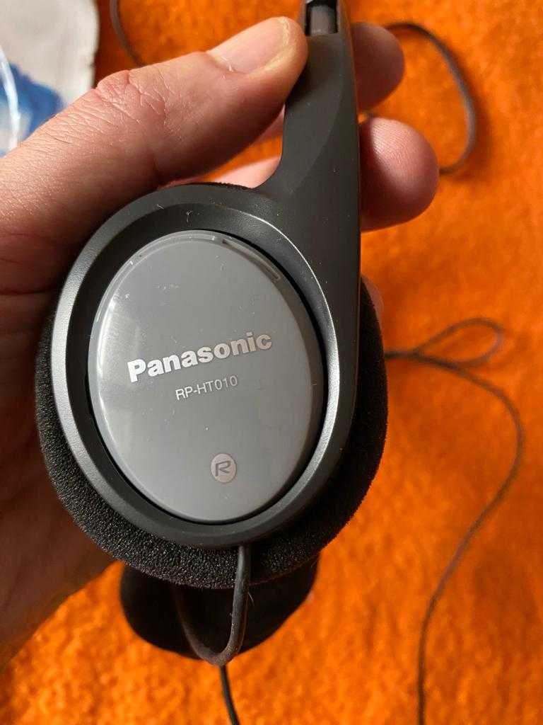 Casti Audio On-Ear Panasonic RP-HT010E, cu fir