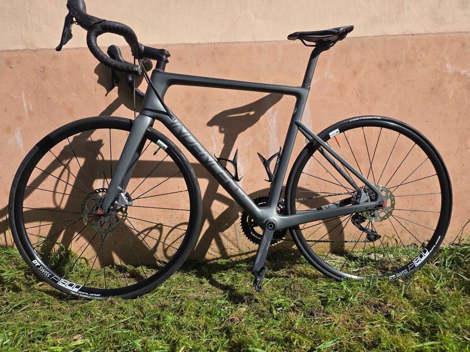 Bicicletă de șosea Invence R-nano one