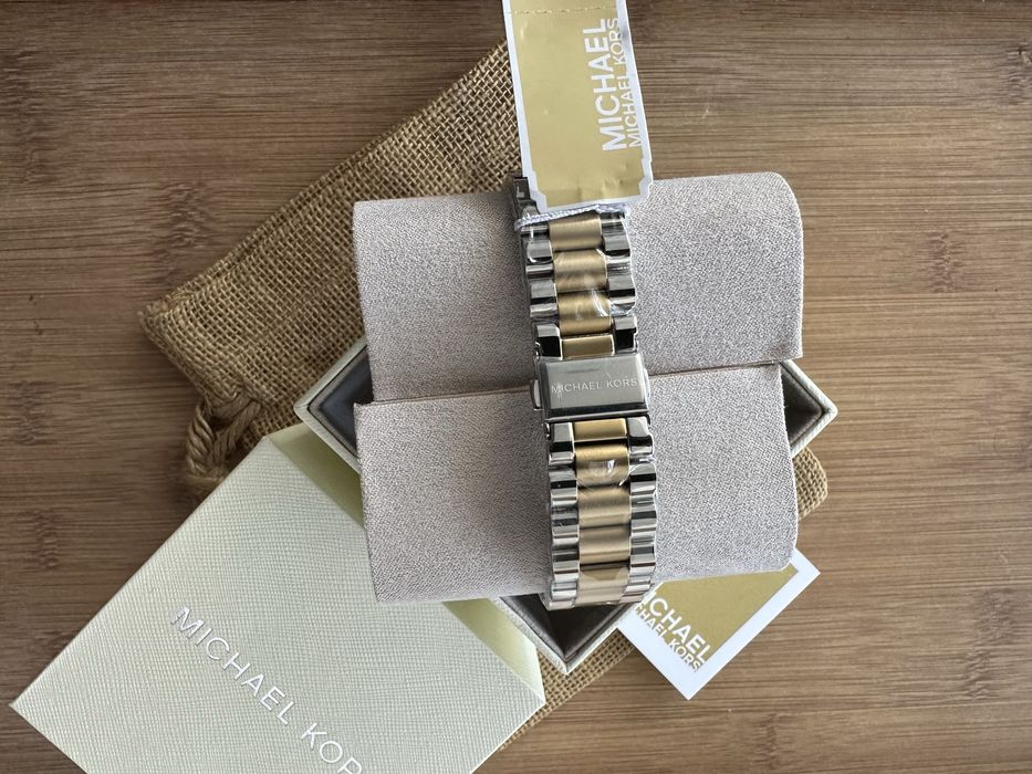 Ceas Michael Kors de dama 38mm diametrulcolectia Lexington MK7303