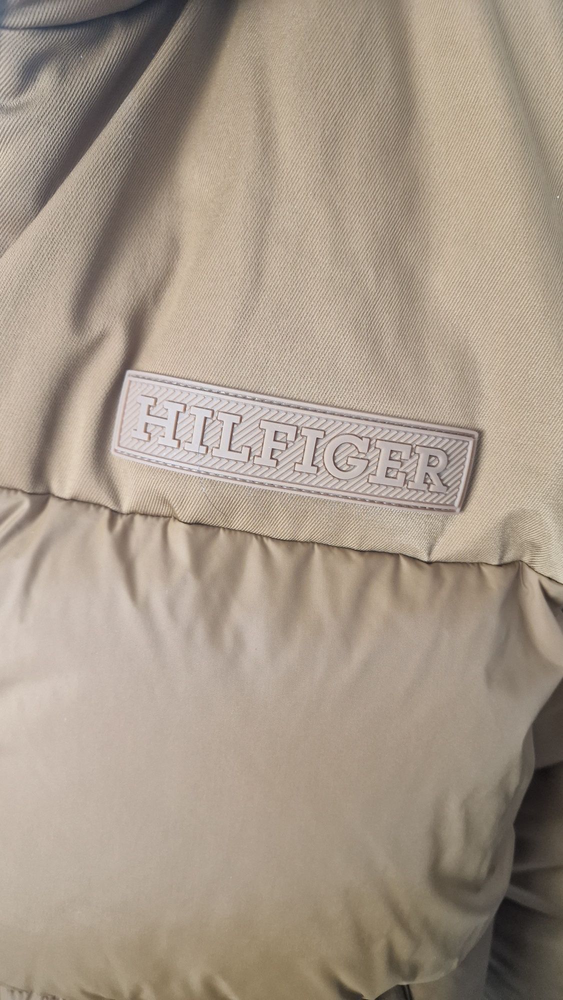 Мъжко зимно пухено яке Tommy Hilfiger