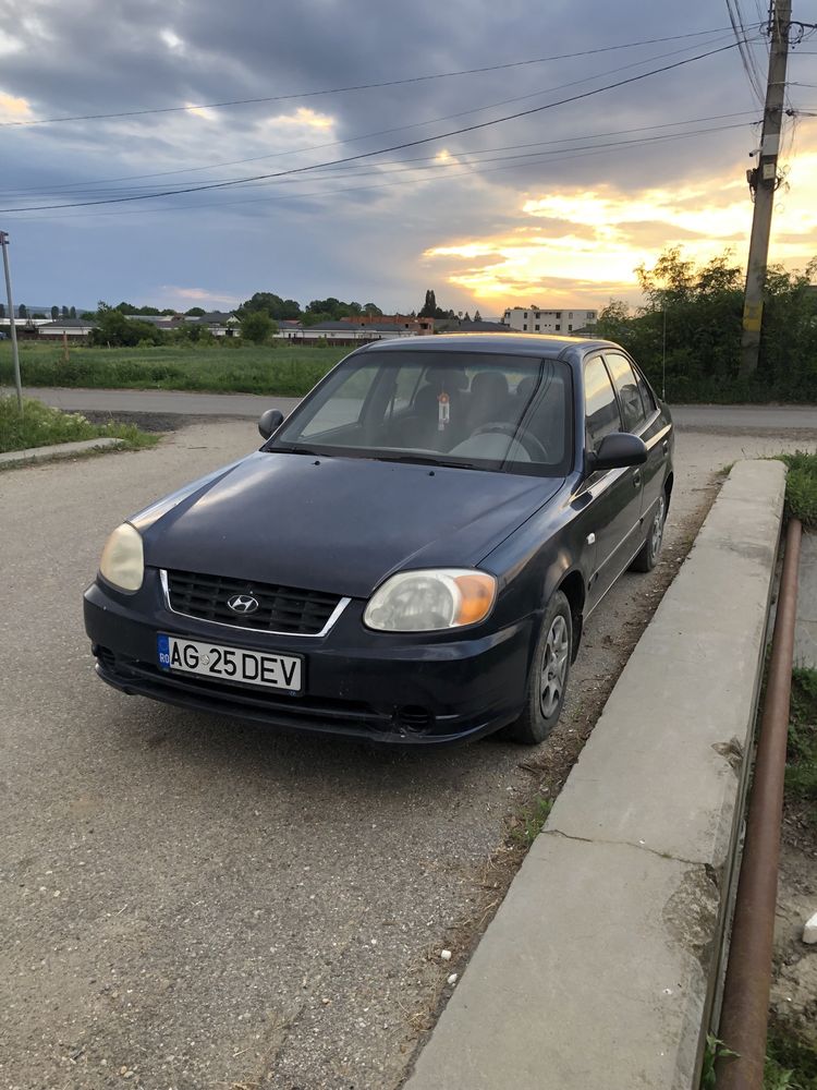 Hyundai Accent, 1341 cmc, an fabricatie 2003,