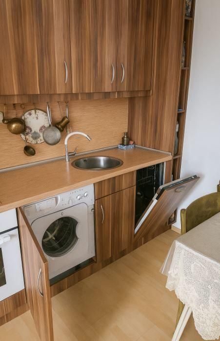 Едностаен апартамент в района на Св.Св. Константин и Елена!