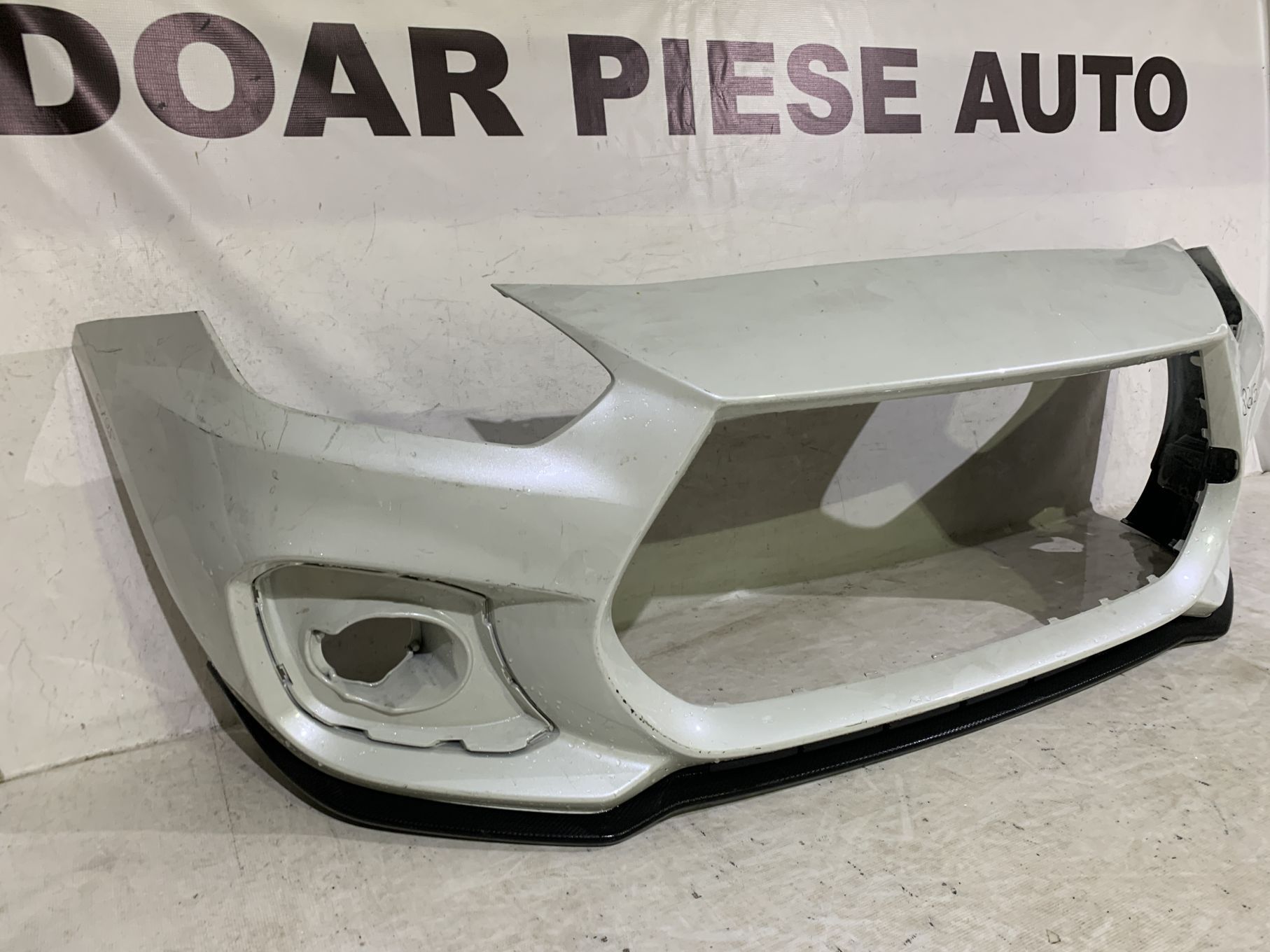 Bara fata Suzuki Swift, 2017, 2018, 2019, 2020, 2021, 2022, 2023, cod origine OE 71711-68R.