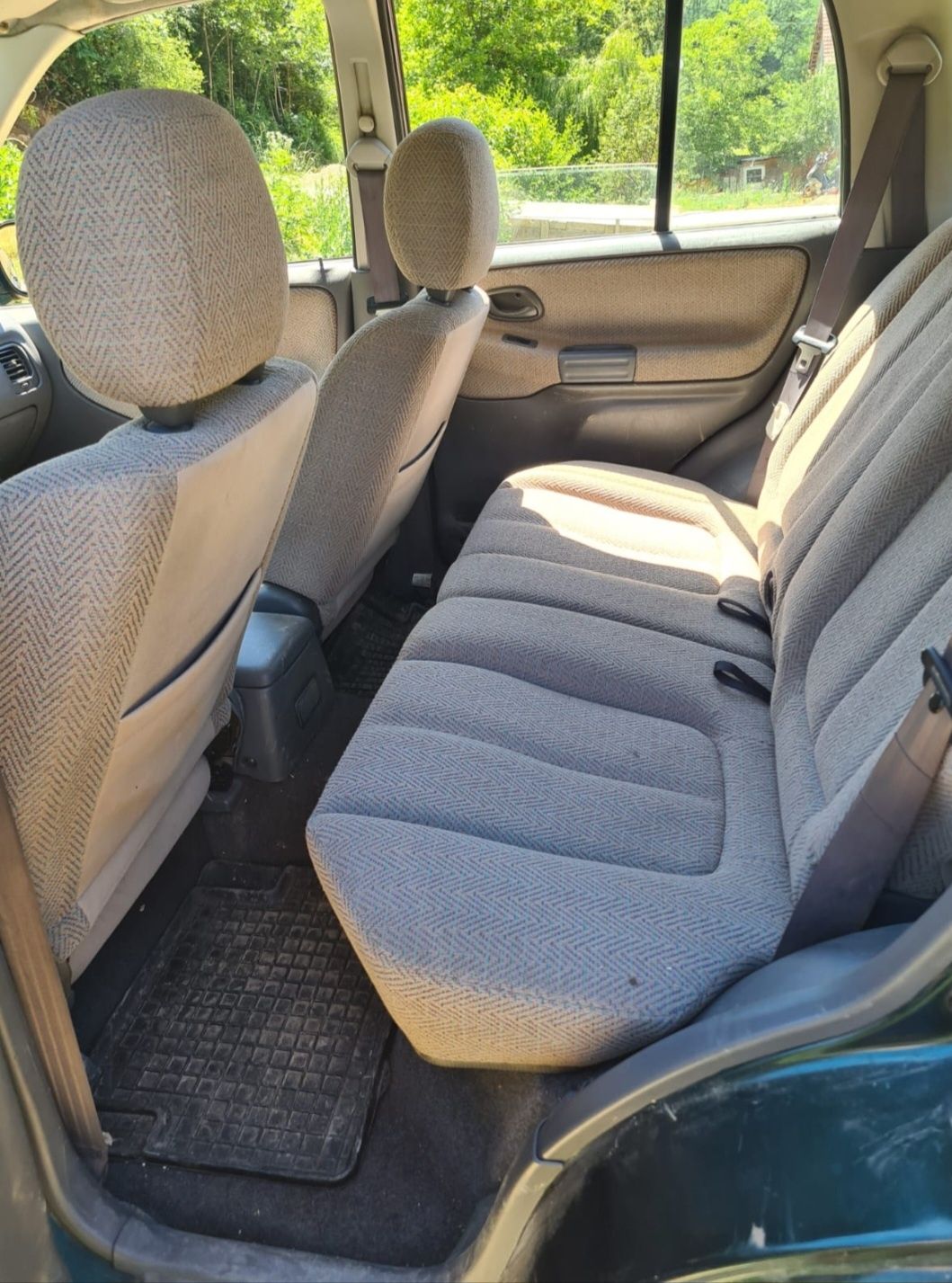 Zuzuchi vitara anu 2000