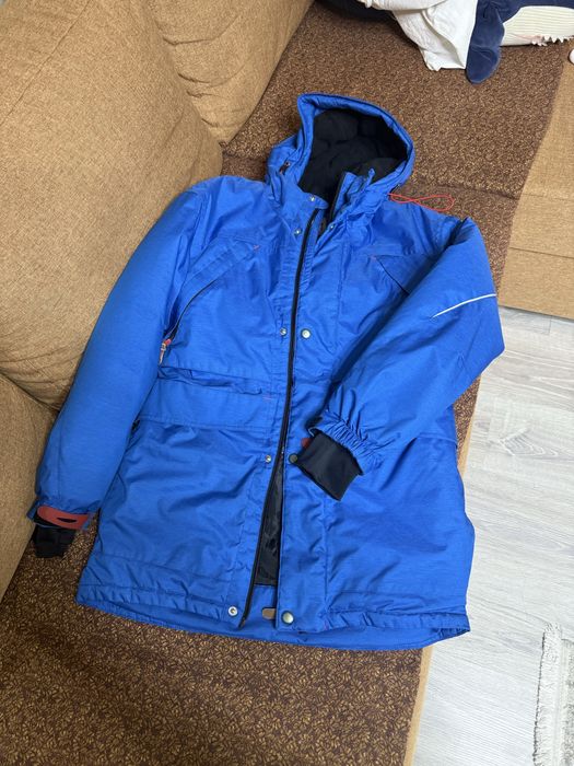 Зимняя куртка на мальчика фирменная