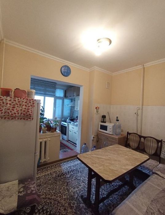 Сергели Спутник 16 да 4 хонали уй сотилади