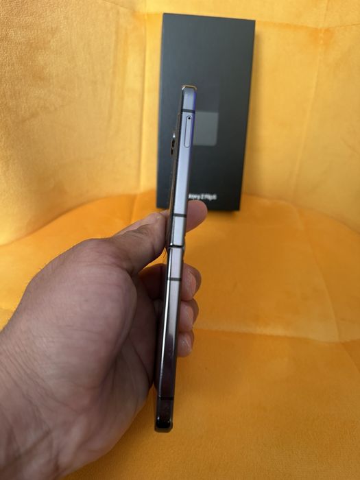 Samsung z flip 5