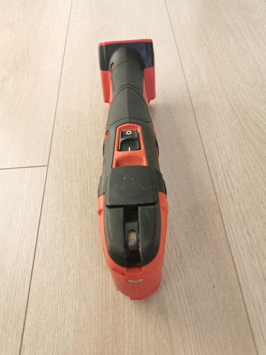 Multifuncțional Milwaukee M18 BMT