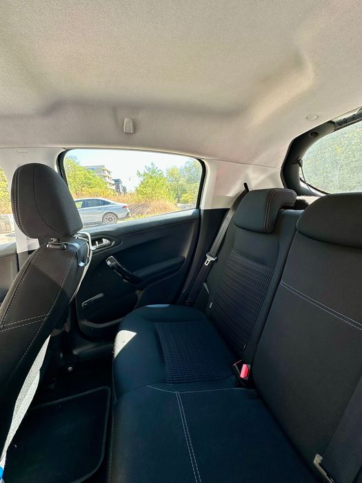 Peugeot 208 1.4i, Бензин/Газ, 95 к.с.