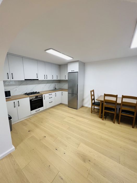 Apartament de inchiriat