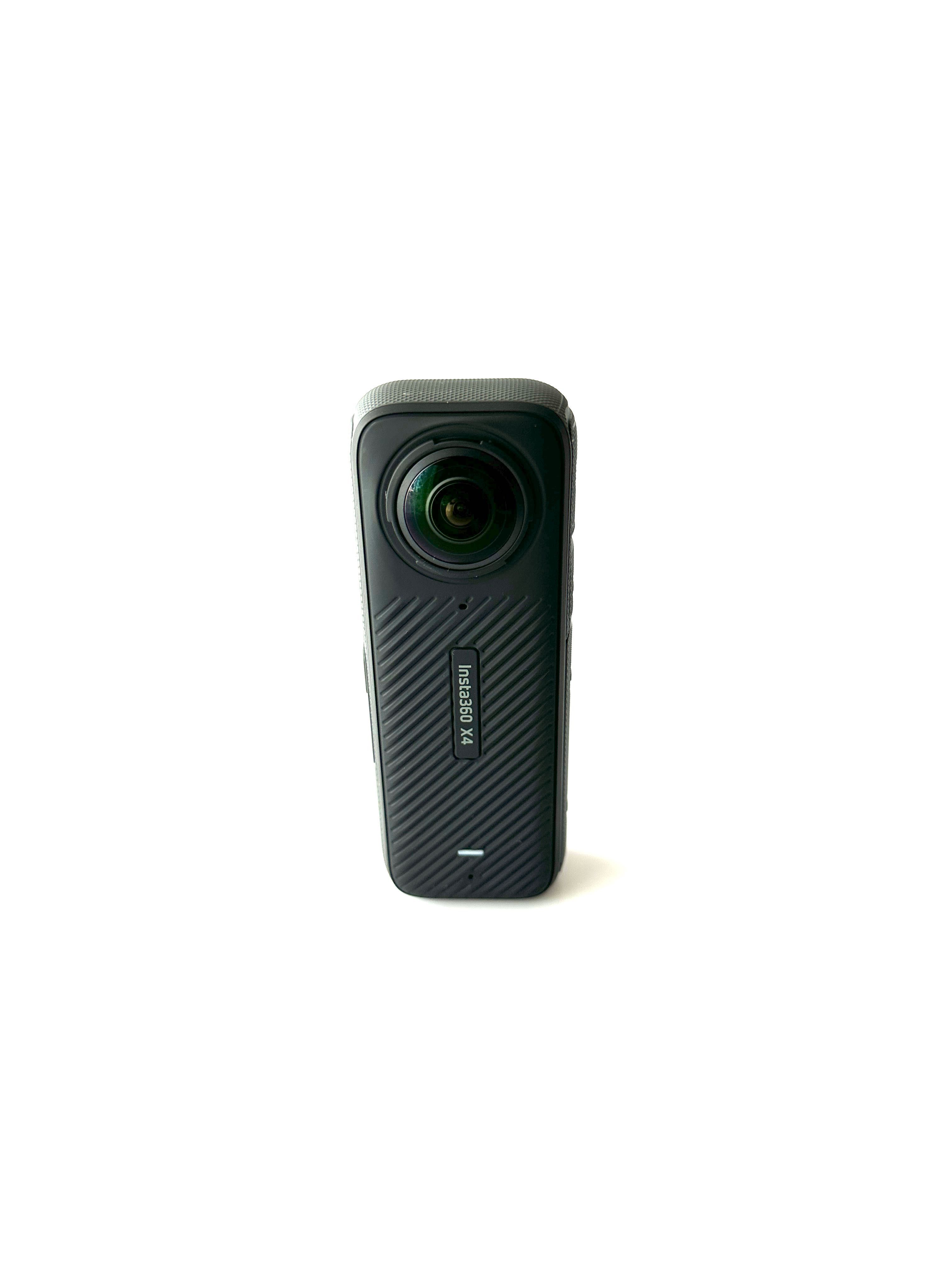 Insta360 X4 селфи стик и карта памет